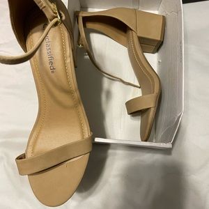 Brand New Women’s Heeled sandal